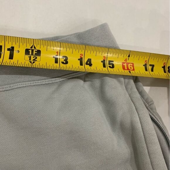 Lululemon Relaxed-Fit French Terry Short 9" Men’s Large Gray Athleisure - Picture 6 of 9